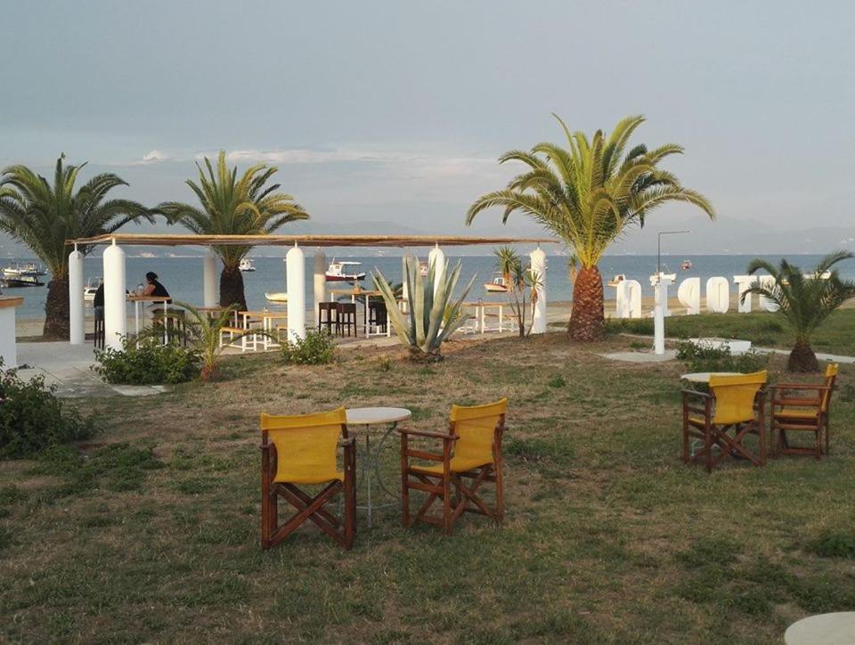 Umbrella Beach Apartments Kavos Luaran gambar