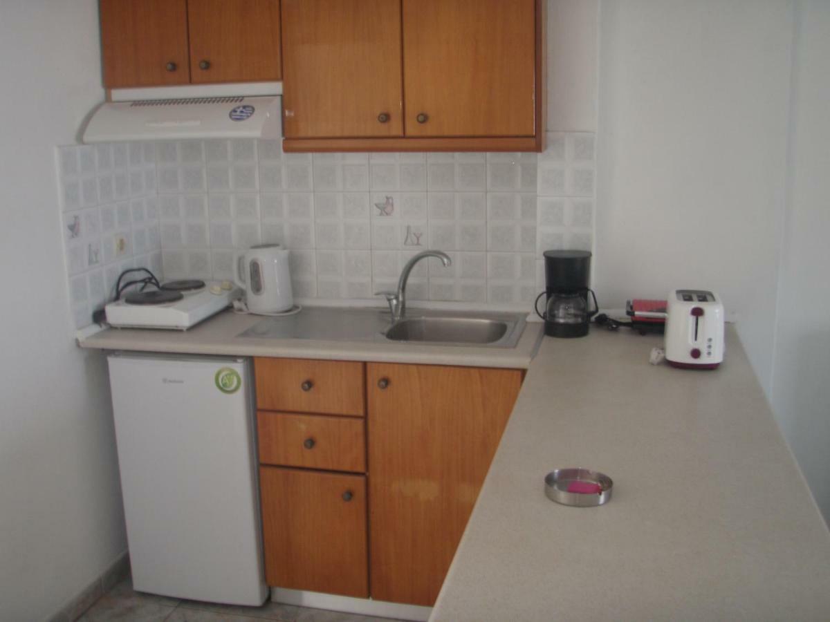 Umbrella Beach Apartments Kavos Luaran gambar